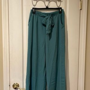 Green medium pants.
